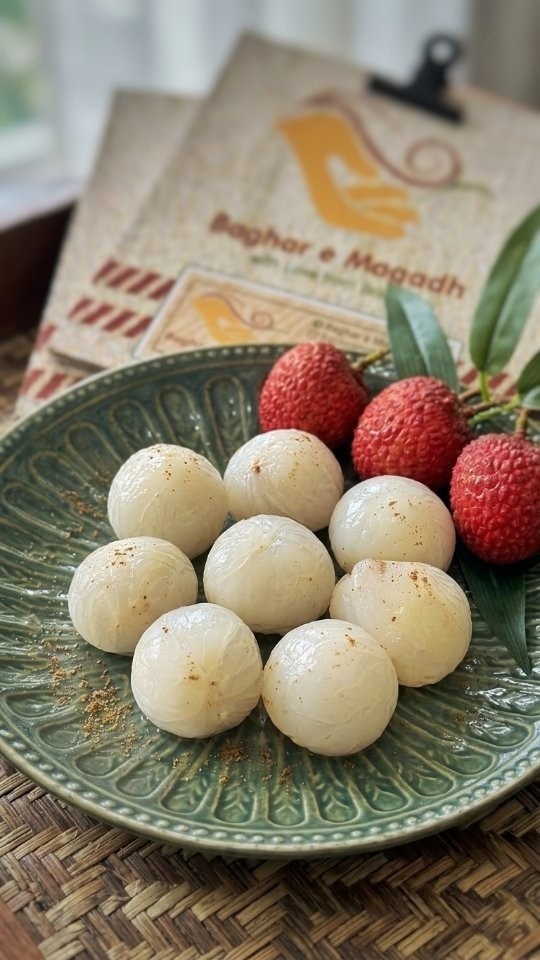 Rass Madhur (Fresh Litchi)